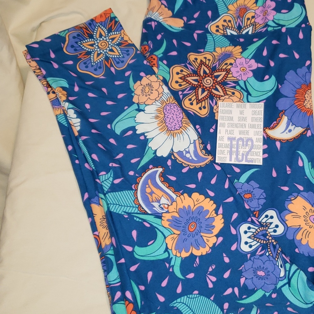 LULAROE TC2 FLORAL LEGGINGS